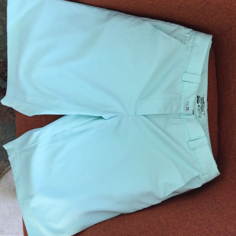 Ladies Nike Golf Tour Performance golf shorts
